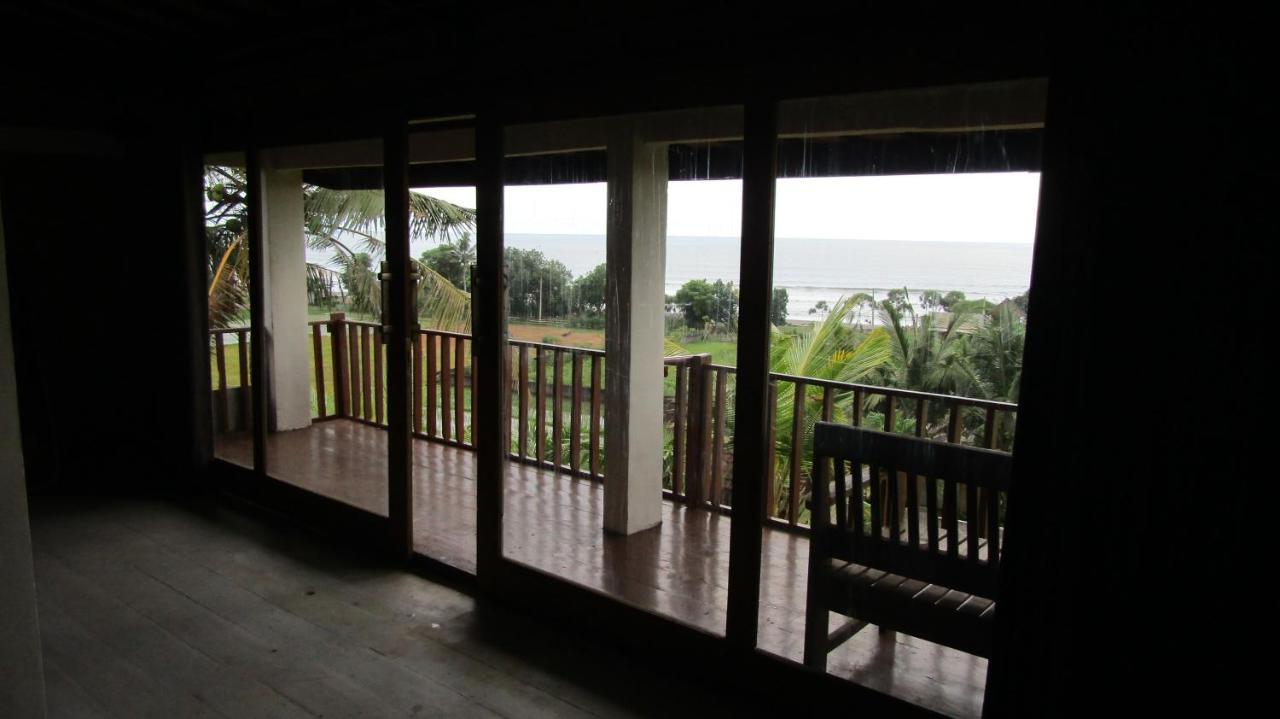 Dikaloha Surfschool And Stay Airsatang Kültér fotó