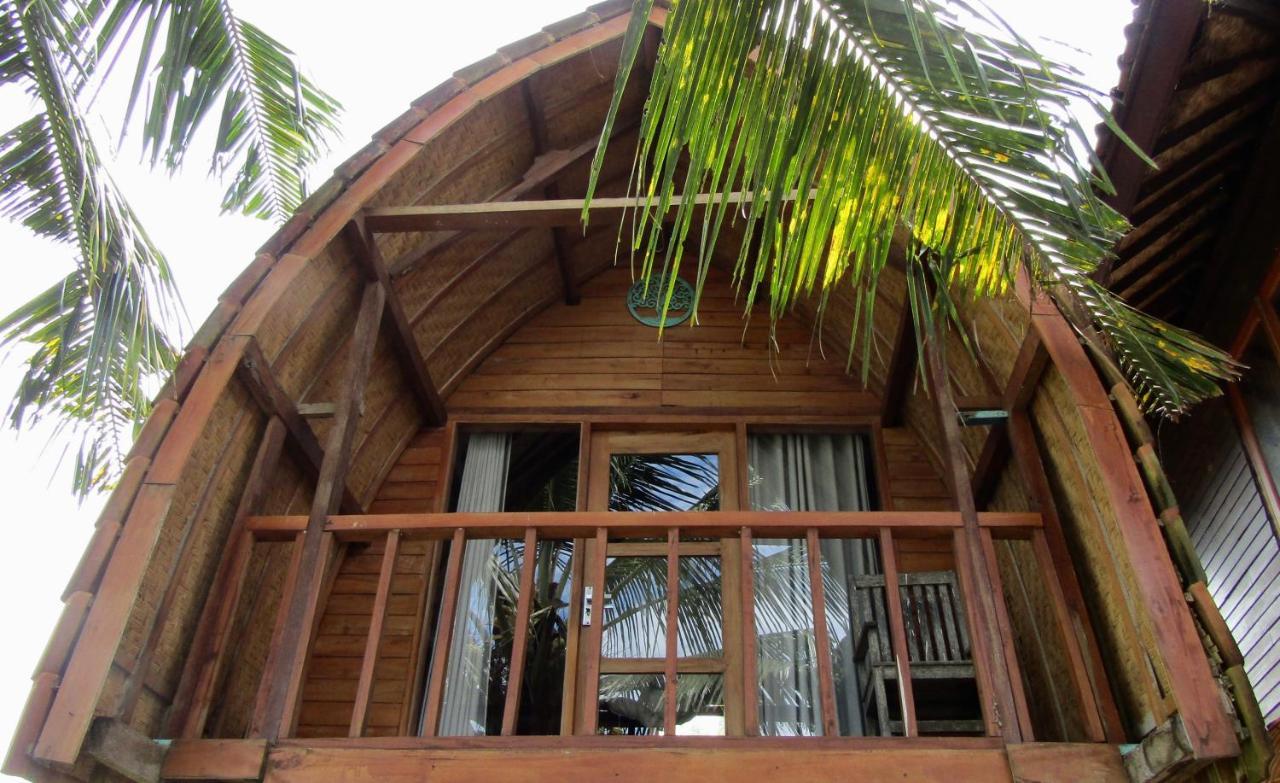 Dikaloha Surfschool And Stay Airsatang Kültér fotó